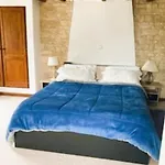 La Rose Des Templiers בית נופש Exoudun
