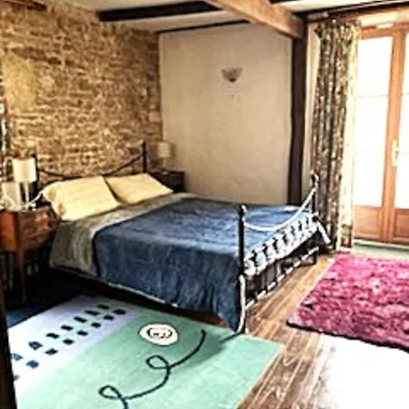 Сasa de vacaciones La Rose Des Templiers *