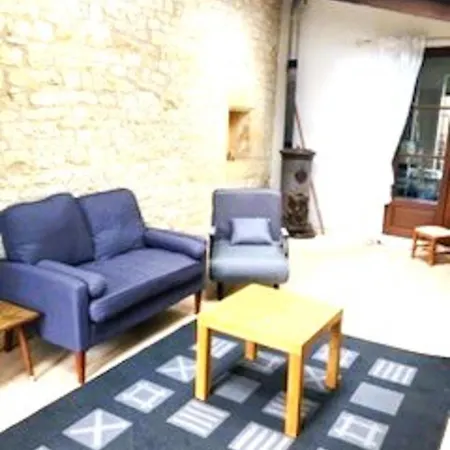 Сasa de vacaciones La Rose Des Templiers *