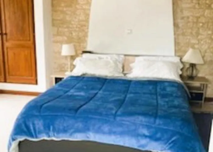 Сasa de vacaciones La Rose Des Templiers Exoudun